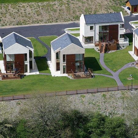 Castle Quay Villa Ballinadee Eksteriør bilde